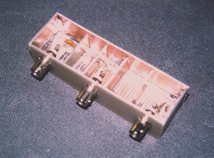 A low cost UHF/VHF duplexer
