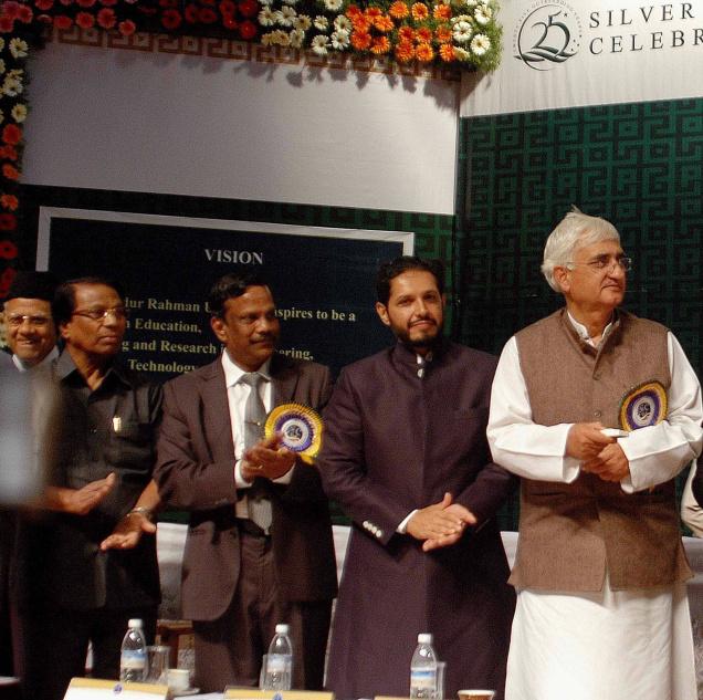 Union Minister of Water Resources and Minority Affairs, Salman Khurshid, unveiling a plaque to mark the foundation-stone laying for a new administrative building during the inaugural of silver jubilee celebrations of the B.S. Adbur Rahman University at Vandalur near Tambaram on 11/02/2011. (From right): NDM Sathak, G. Viswanathan, Chancellor, VIT University, Vellore; P. Kanniappan and Abdul Qadir Rahman Buhari, Vice-Chancellor and Pro-Chancellor respectively of the university, are in the picture.