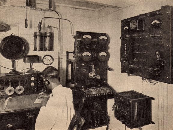 1920s shipboard radio station