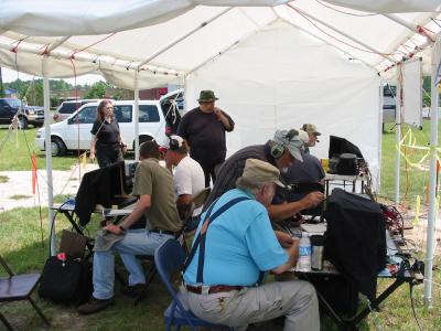 IMG4_2693.JPG (27314 bytes)