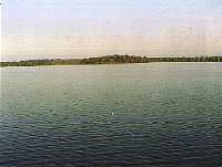 tn_Lake1.jpg (4231 bytes)