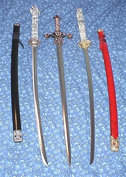 Swords2.JPG (118516 bytes)