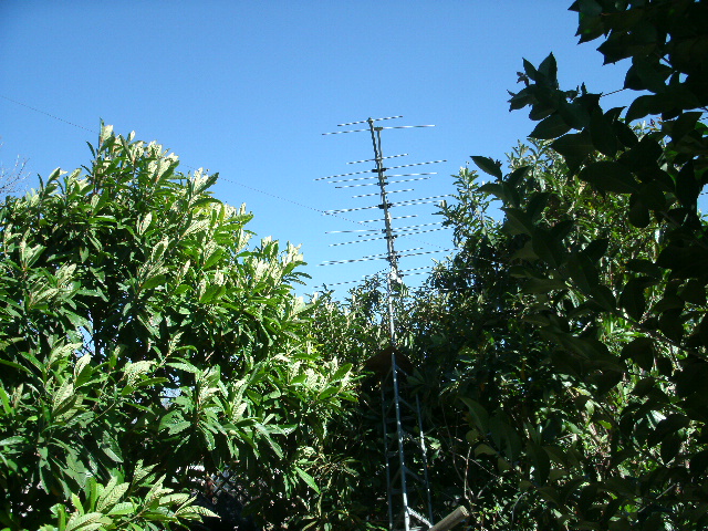 02-25-2013 toppled FM-6 Phasing/HD-5030 antenna system