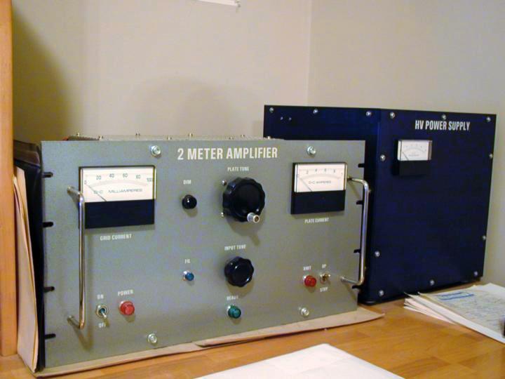 AMP_PS1.JPG - 37207 Bytes