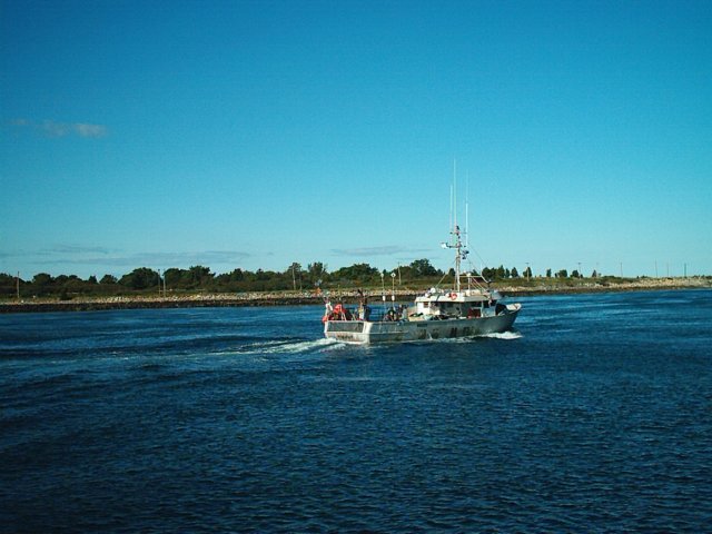 capecodcanal92705071.jpg