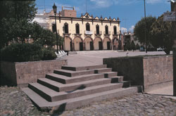 PRESIDENCIA MUNICIPAL Y PLAZA