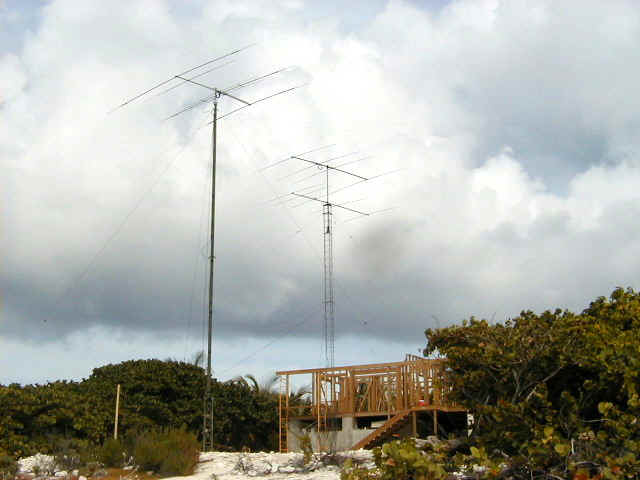 bch_ant.jpg (27568 bytes)