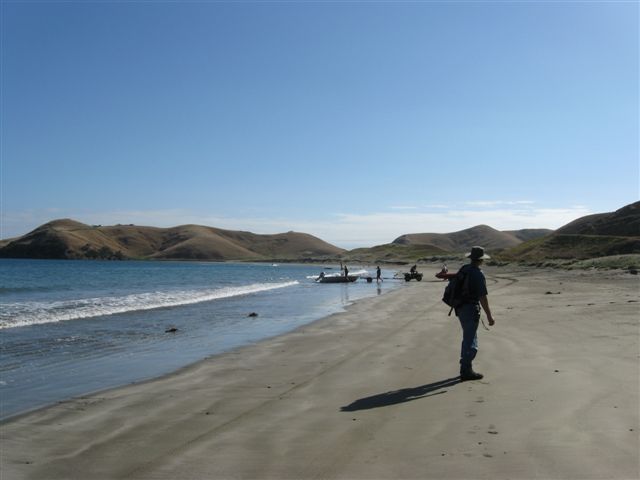 Walk to Stony Bay