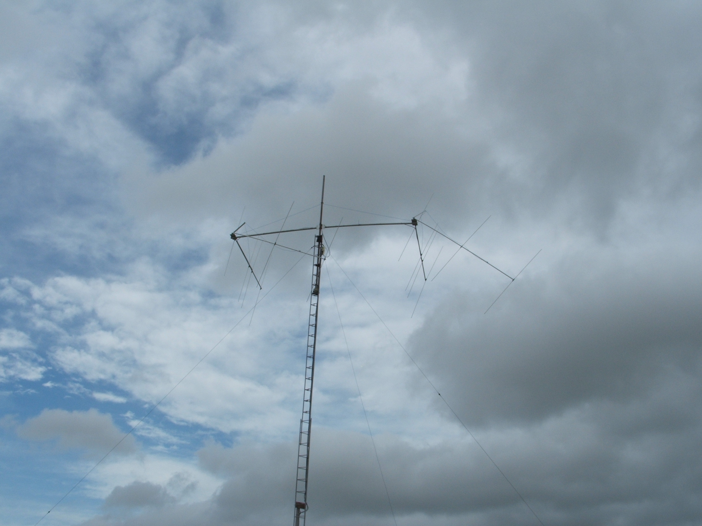 View of 6 metre antennas after a little blow.